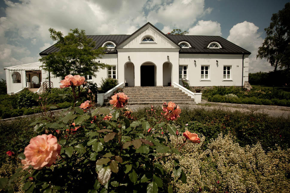 Dwor Na Wichrowym Wzgorzu Bed & Breakfast Przybyslawice Luaran gambar