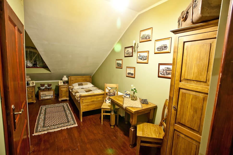 Dwor Na Wichrowym Wzgorzu Bed & Breakfast Przybyslawice Luaran gambar